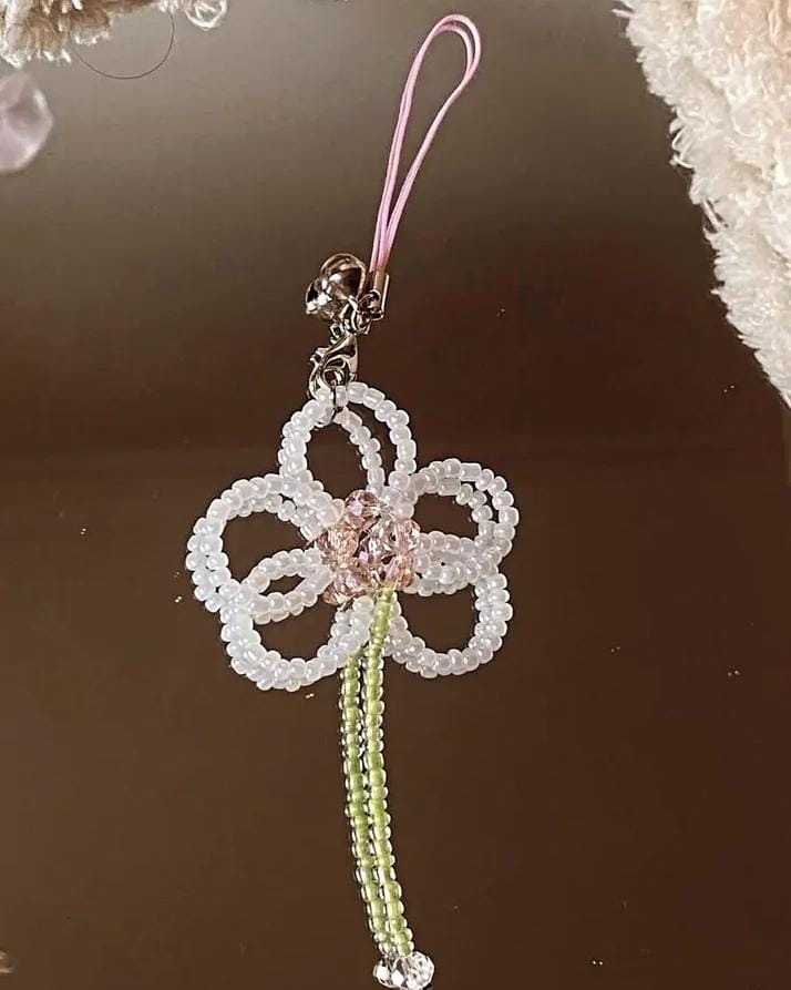 Stylish Phone Charms – Unique Keychain & Phone Case Decor