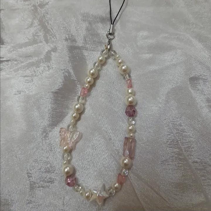 Stylish Phone Charms – Unique Keychain & Phone Case Decor
