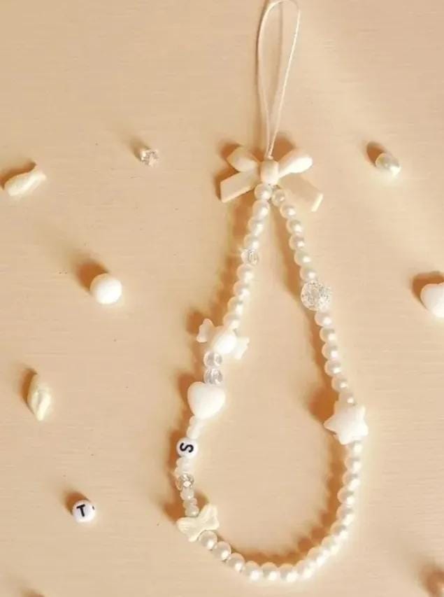 Stylish Phone Charms – Unique Keychain & Phone Case Decor